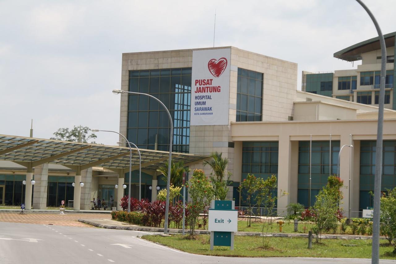 Place2Stay @ Campus Hub Kota Samarahan Exterior foto
